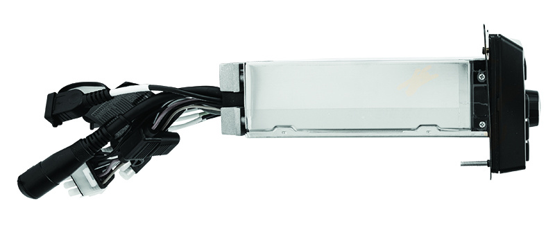 En kabelansluten audioenhet med kontroller för ljudsystem.