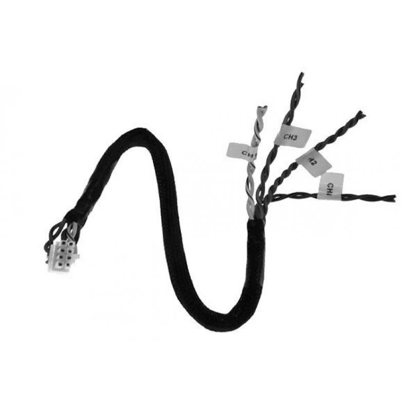 Subwooferkabel med flera ledningar och kontaktdon, 0.5 meter lång.