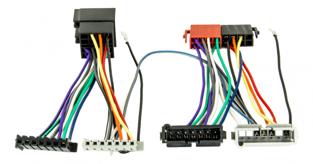 Ett set av kablar och anslutningar för elektronisk installation.