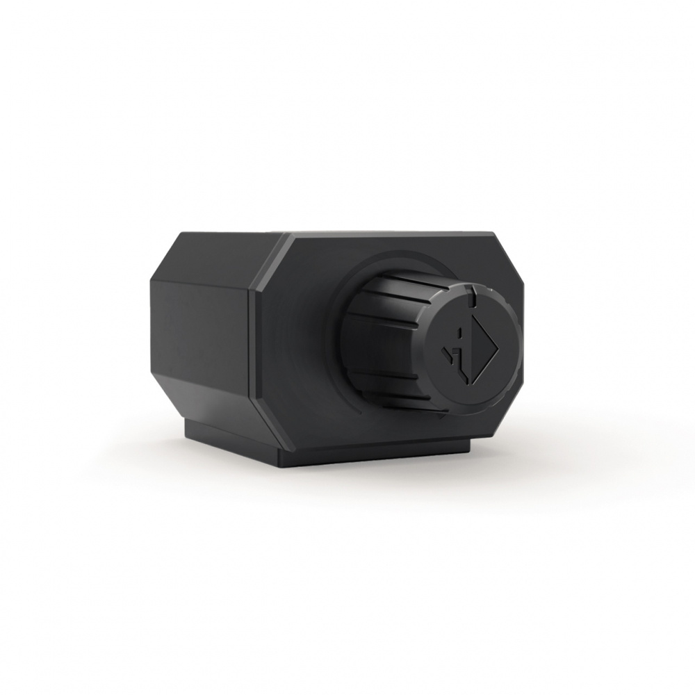 Universal fjärrkontroll för Helix/Match-DSP med knapp för justering.