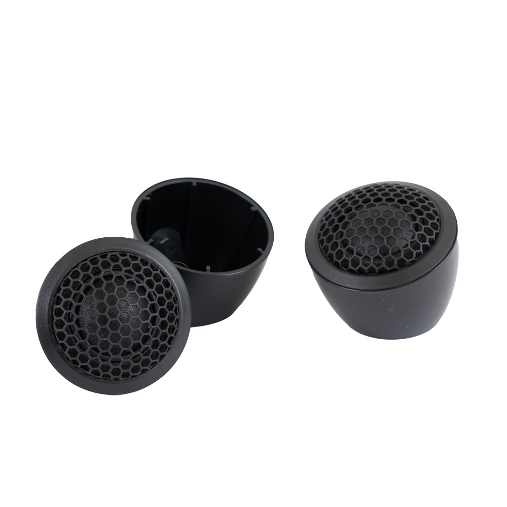 Högtalarsystem med två svarta enheter och nätgaller.