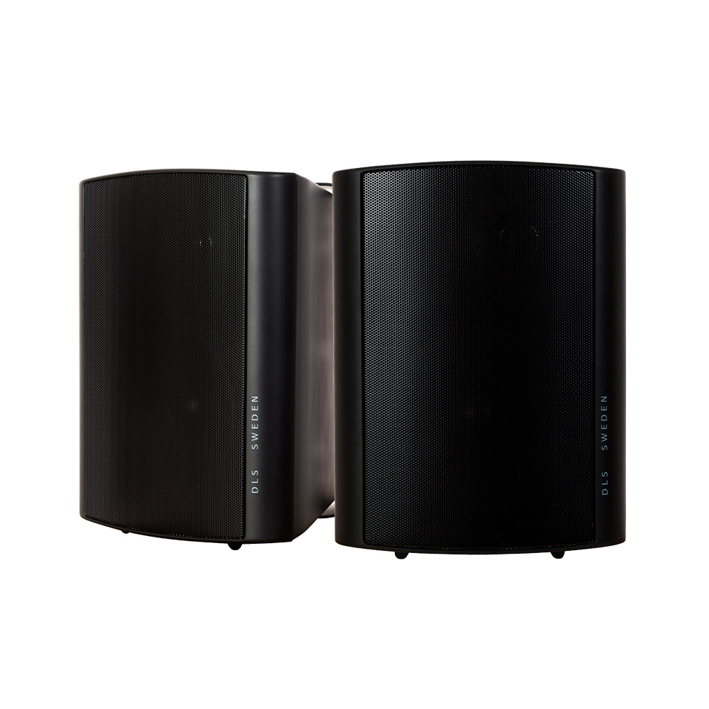 Svarta DLS MB5i högtalare för inom- och utomhusbruk.