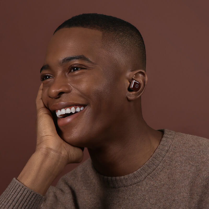 Master & Dynamic MW08 helt trådlösa brusreducerande in-ear hörlurar, brun