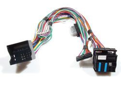 En kabel med flera trådar, avsedd för elektrisk anslutning.