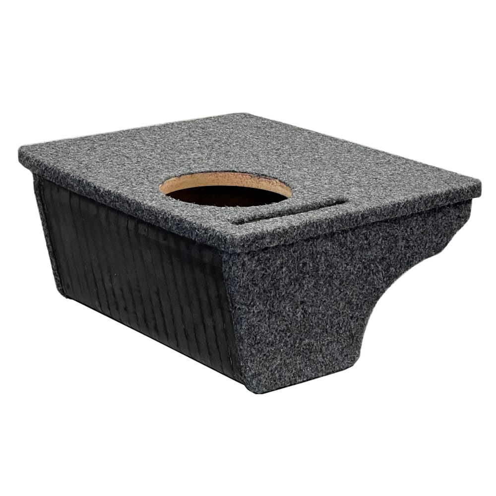 Modellanpassad baslåda för BMW i4, klädd med grått tyg och med hål för högtalare.