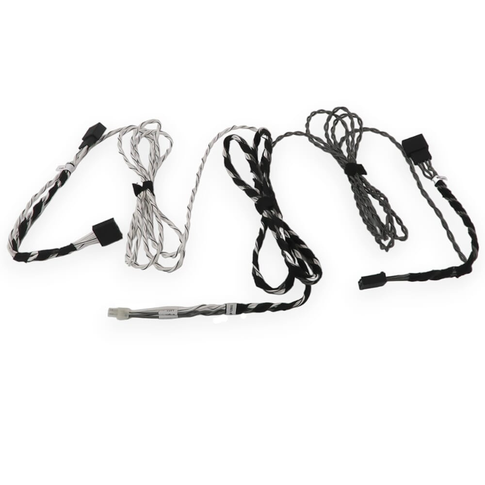 Högnivåkablage för BMW, 4 meter, med flera kablar för anslutning.