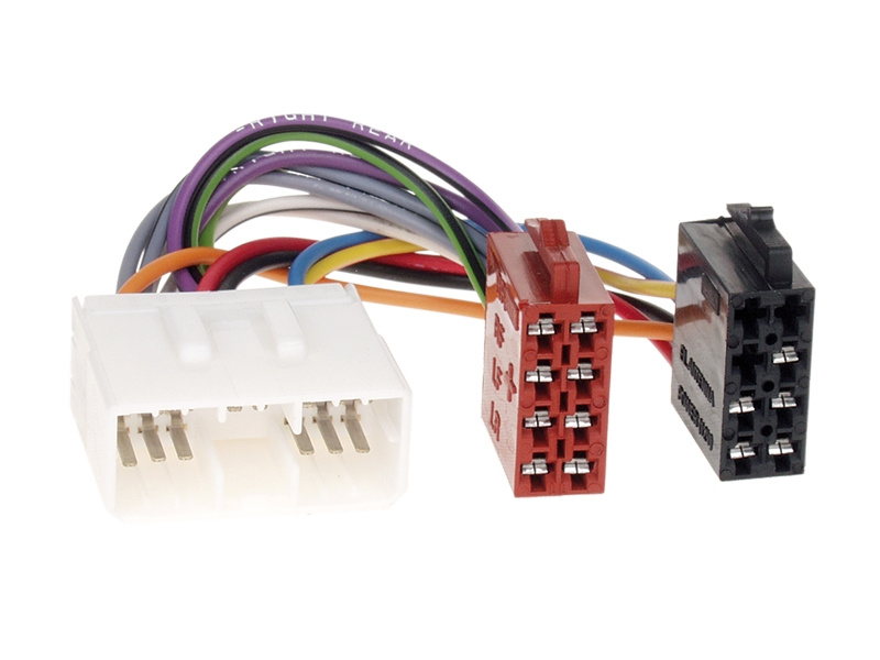 En ISO-kontakt med flera kablar för Subaru.