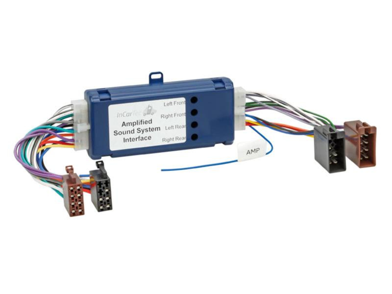 Adapter med flera kablar för ljudsystemanslutning i SAAB.