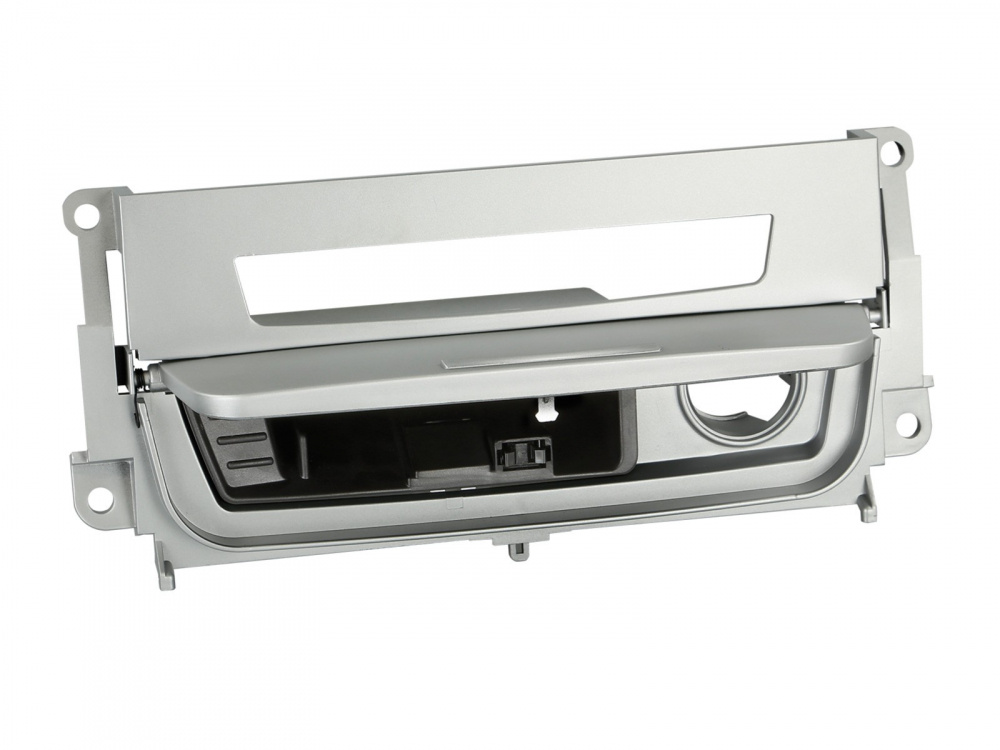 Förvaringsfack med knappsats i silver för BMW E90/E91.