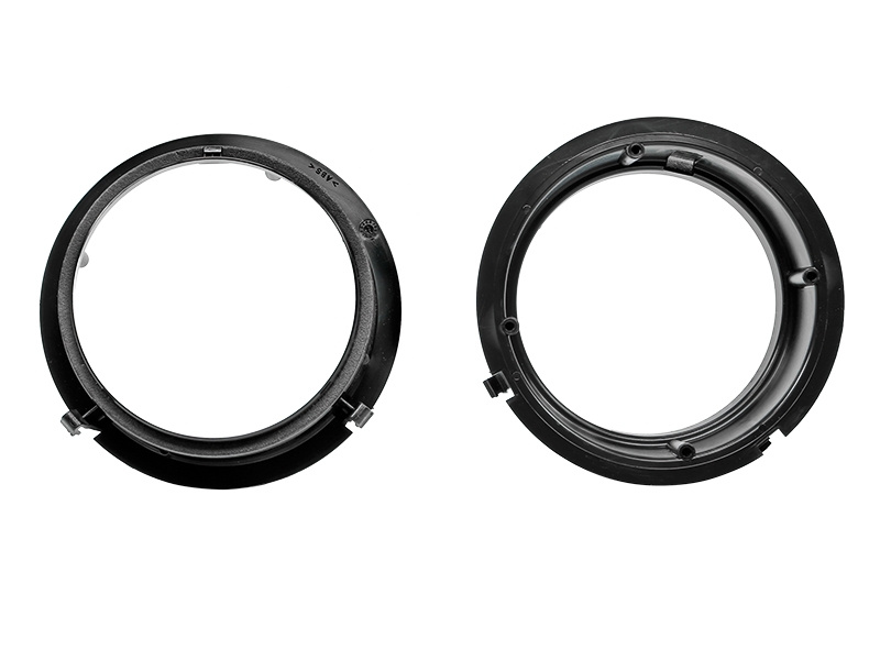 Högtalaradapter för Mercedes E-klass, 6,5 tum, svart plast.