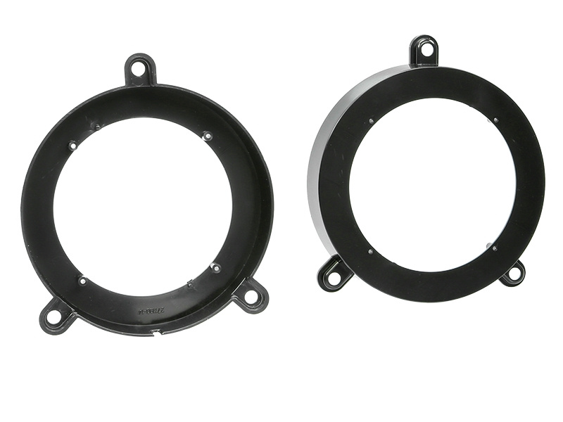 Högtalaradapter för Mercedes C-klass, 5,25 tum, svart plast.