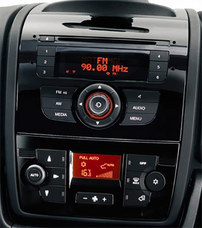 Monteringsram dubbel DIN Fiat Ducato 2011-