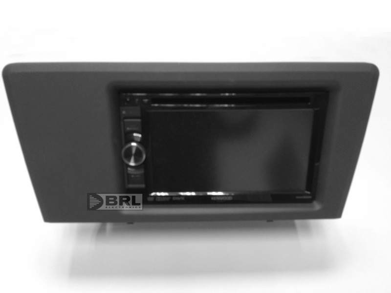 Monteringsram dubbel DIN Volvo V70N/S60 2001-2004