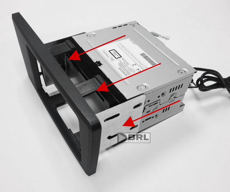 Monteringsram dubbel DIN Volvo V70N/S60 2001-2004