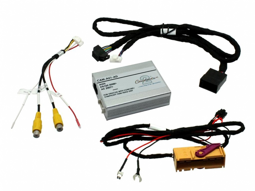 Backkamerakablage för Audi med anslutningar och adapter.