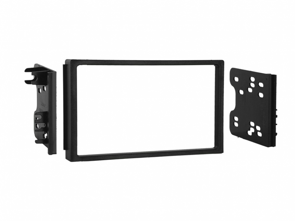 Monteringsram för 2-din stereo, inkluderar fästen och ram.