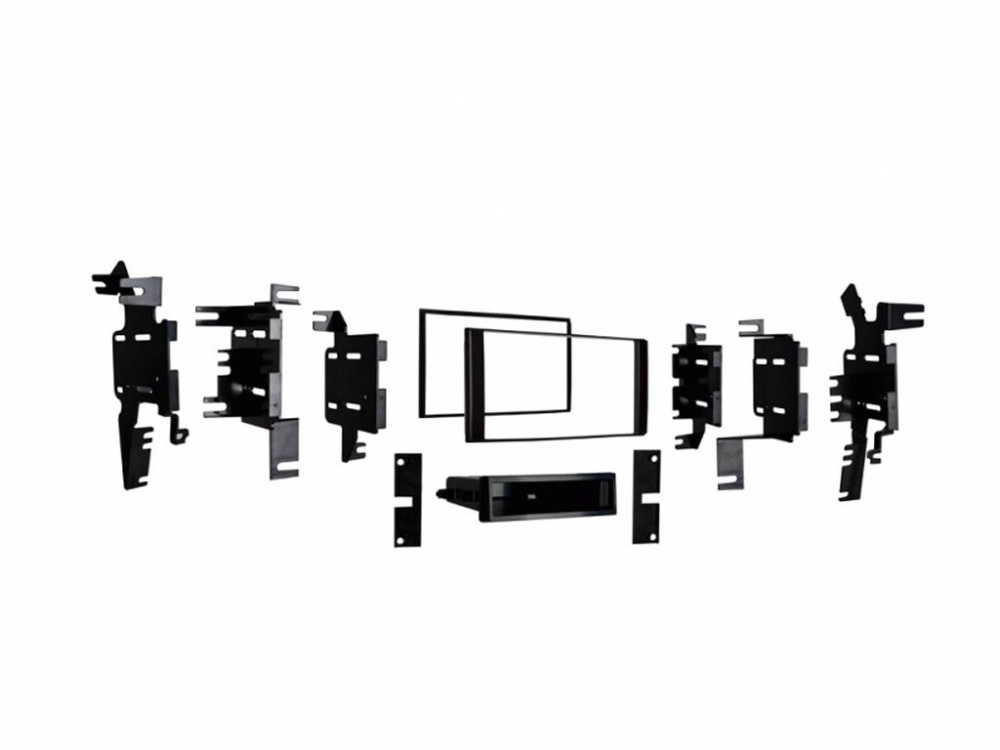 Monteringsram för flera Nissan-modeller, med diverse fästen och ramdelar.