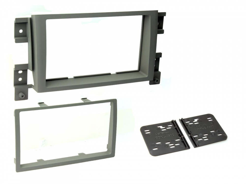 Monteringsram för dubbel-DIN, designad för Suzuki-bilar.
