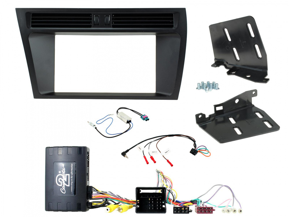 Installationskit för Audi A4/A5 med passivt system, inklusive kablar och monteringsdelar.