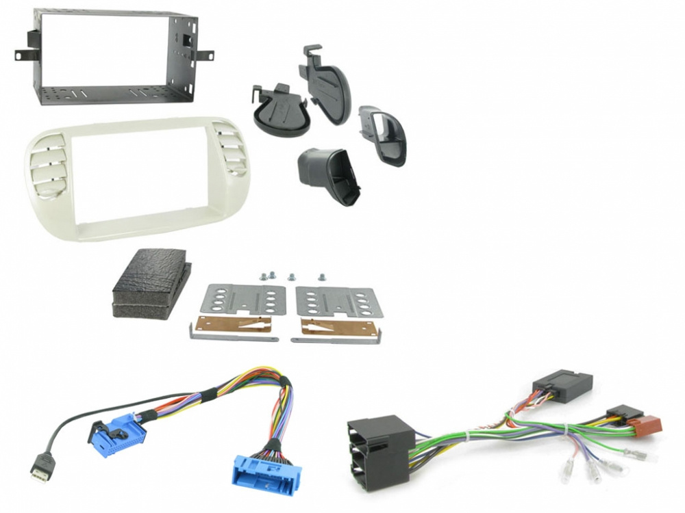 Installationskit för Fiat 500 (2007-2015) i beige med diverse fästen och kablar.