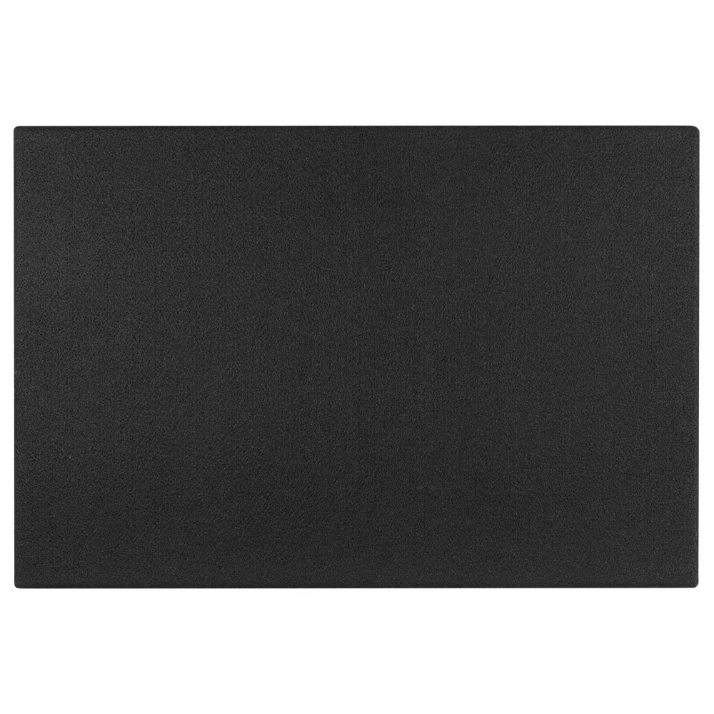 Svart, sluten baslåda för 10-tums subwoofer.