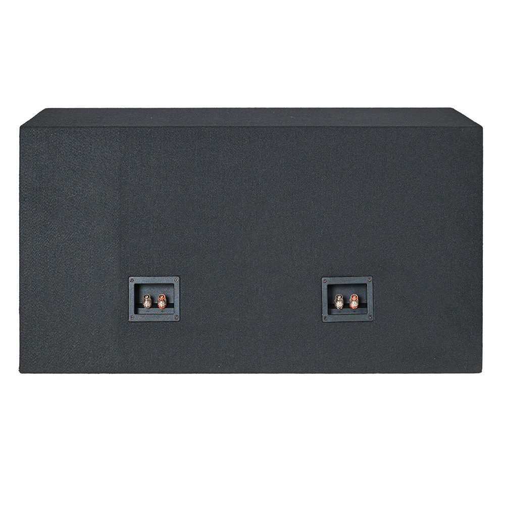 Svart baslåda med två anslutningar. Enkel och robust design.