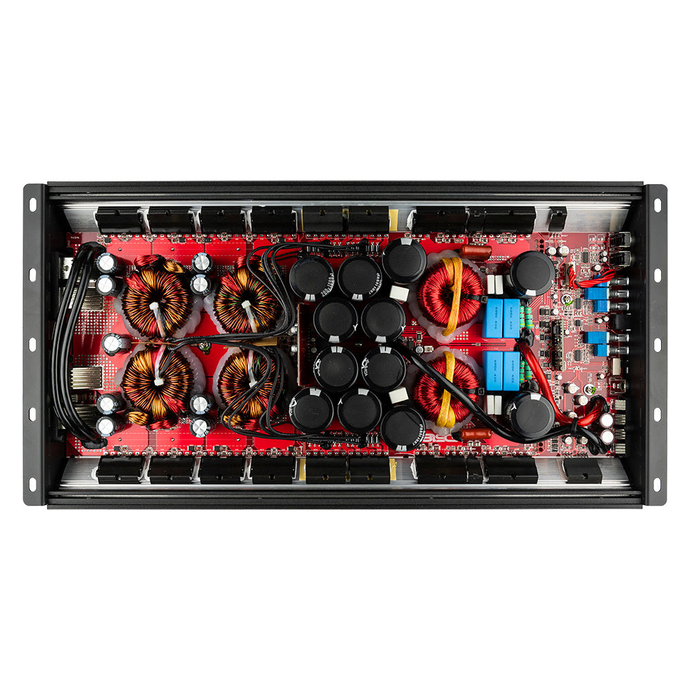 Strömförsörjningskomponenter och kretskort i en monoblockförstärkare.