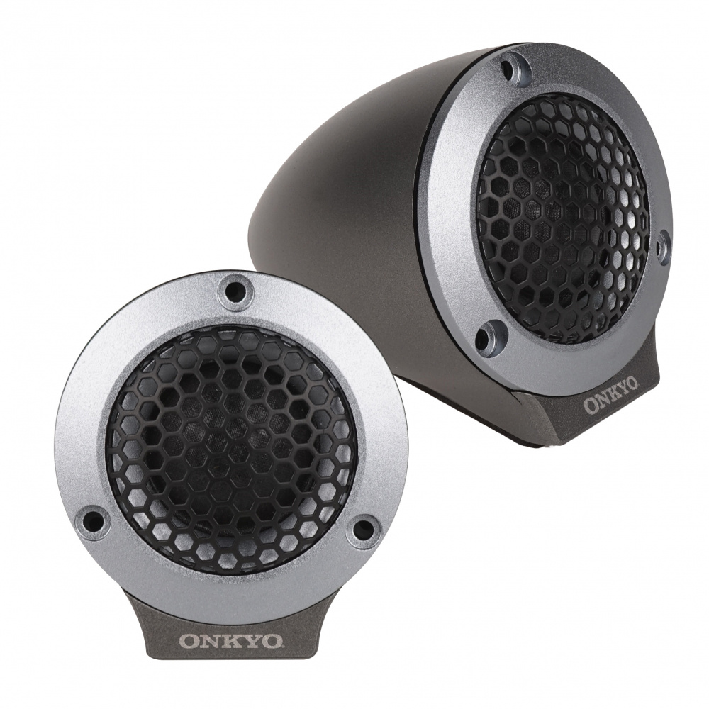 Två diskanter med metallgaller i silverfärgad design.