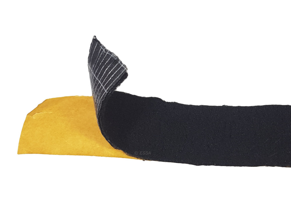 Ljuddämpande tejp med svart och gul yta.