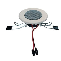 Inbyggnadshögtalare med grå nätkåpa och fäste för montering.