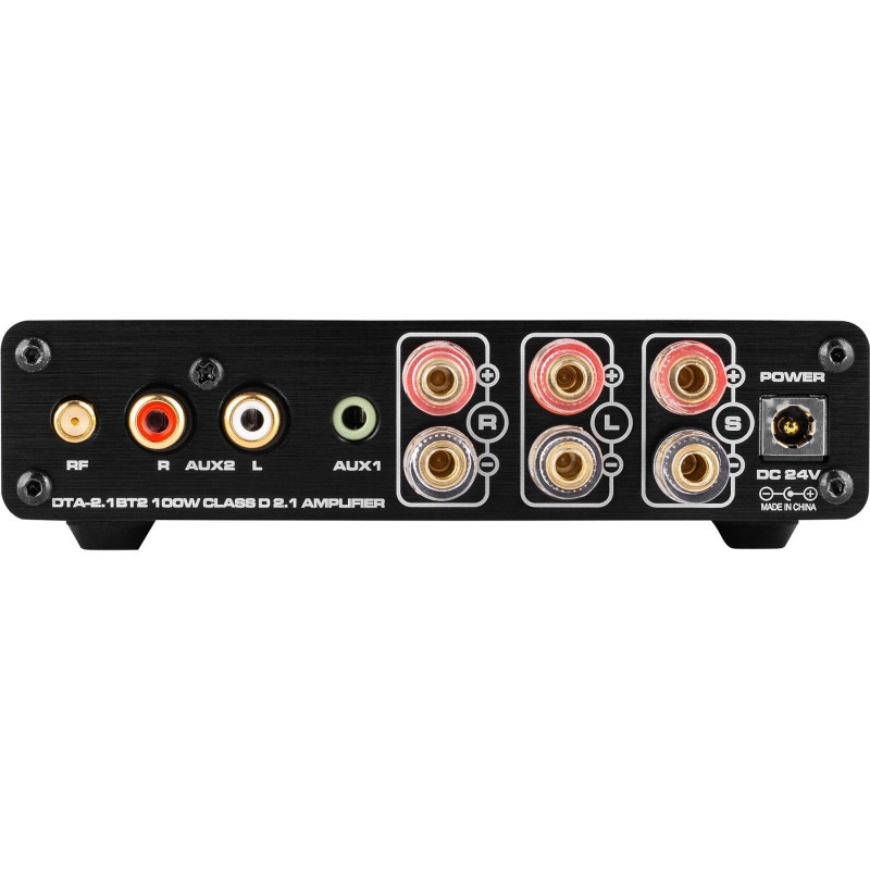 En svart förstärkare med flera ljudingångar och Bluetooth.