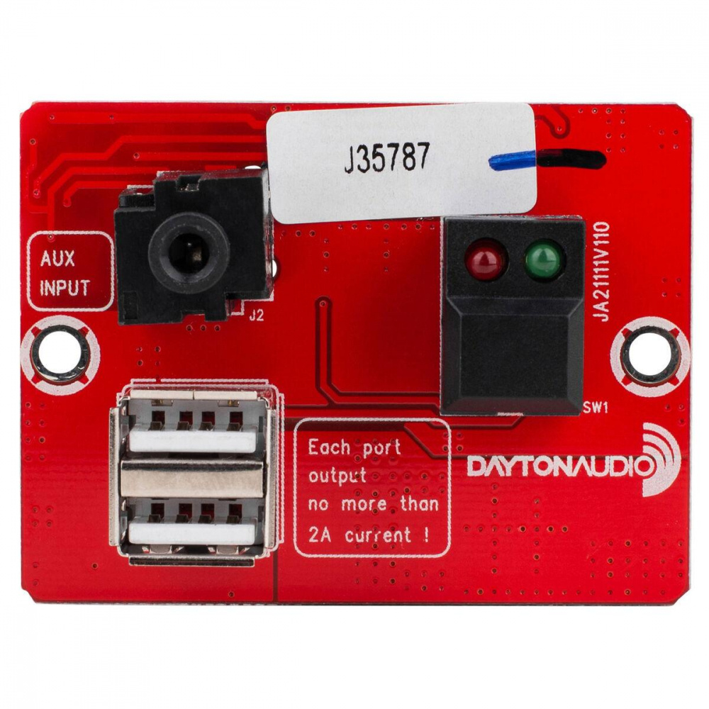 Rött expansionskort med AUX-ingång och USB-portar för Dayton Audio KAB-förstärkare.