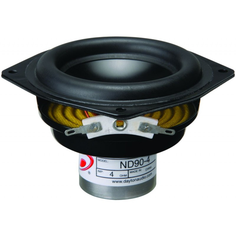 En 3,5-tums högtalare med rund membran och metallchassi.