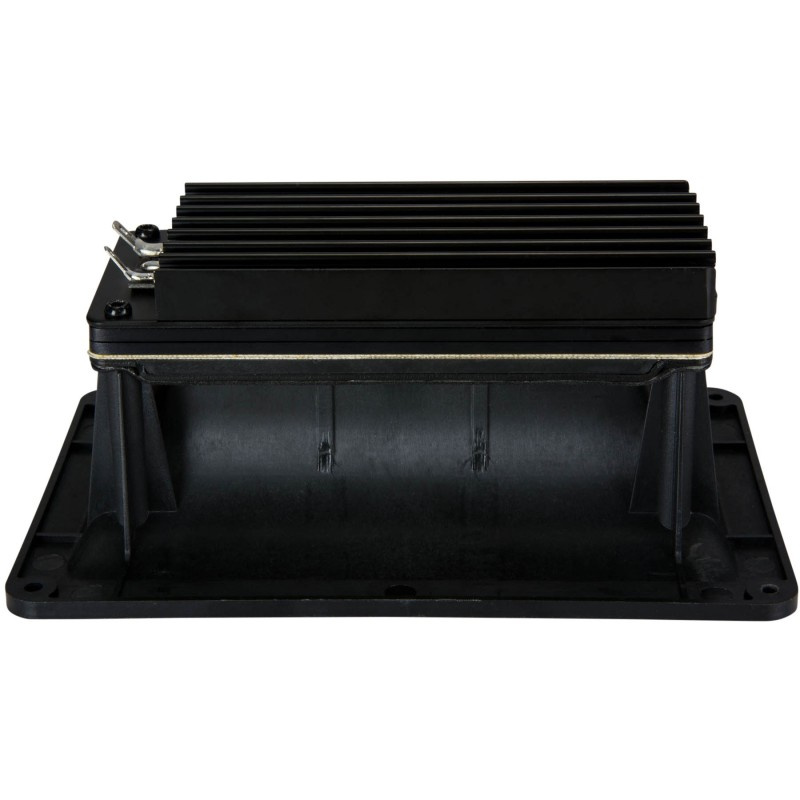 En svart diskant med kylflänsar och insatsdel för ljudsystem.