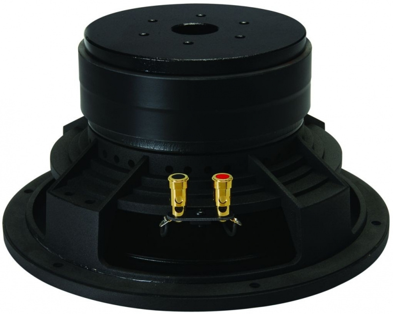 En subwoofer med svart kabinett och anslutningar för ljud.