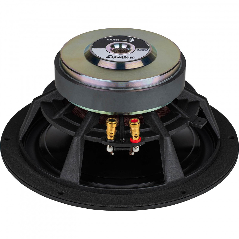 En 8-tums midbas/mellanregister högtalare i svart med anslutningar.