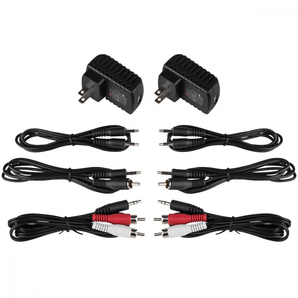 Trådlöst ljudöverföringskit med adaptrar och ljudkablar.