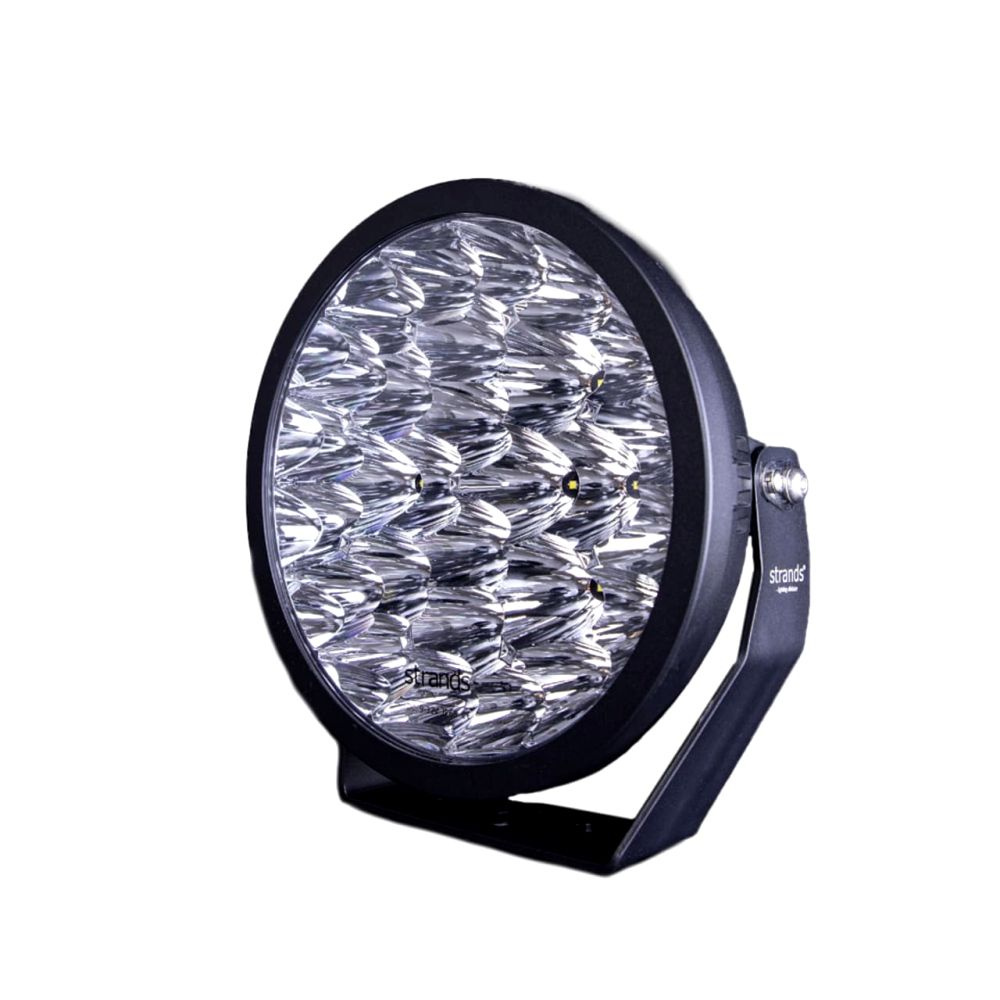 Extraljus med rund form, kraftfull belysning och robust design för användning i fordon.