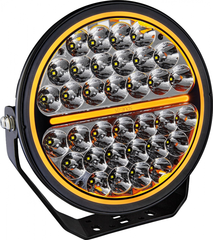 Extraljus med 22 cm diameter, 145W, spot-ljus och orange positionsljus.