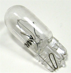 En liten glödlampa med klar glasbehållare och synliga trådar.