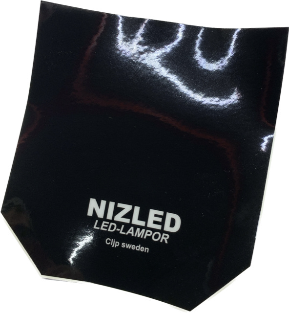 En svart dekal med texten \