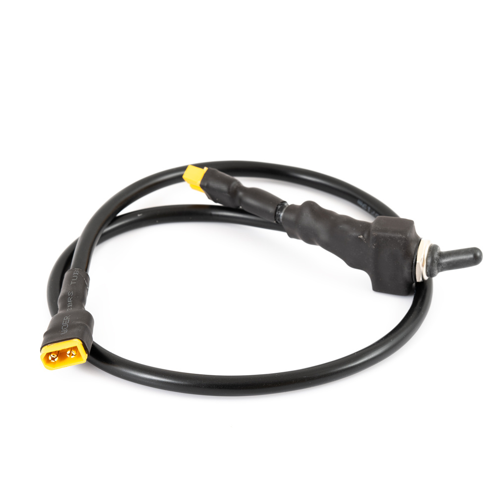 Camelbrytare med kabel och kontakt för E40F Nizled lampa.