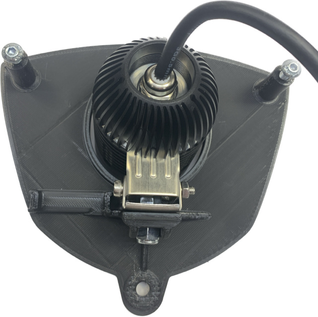 Lampfäste med köldspridare och anslutning för NIZLED R40DRL.