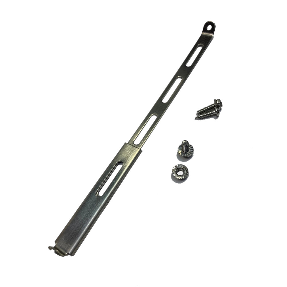 Stabiliseringsstag i metall för extraljus, inklusive skruvar och fästen.