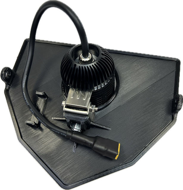 Lampfäste för LED-lampa, designat för Yamaha WR 2019-2023.