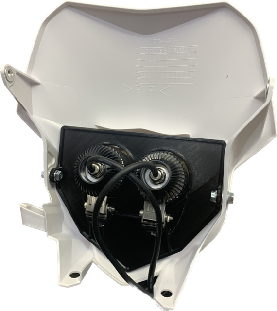 En vit dubbelkåpa med dubbla lampor och monteringsdetaljer.