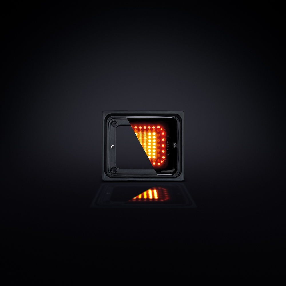 Strands Ize LED Frame Single