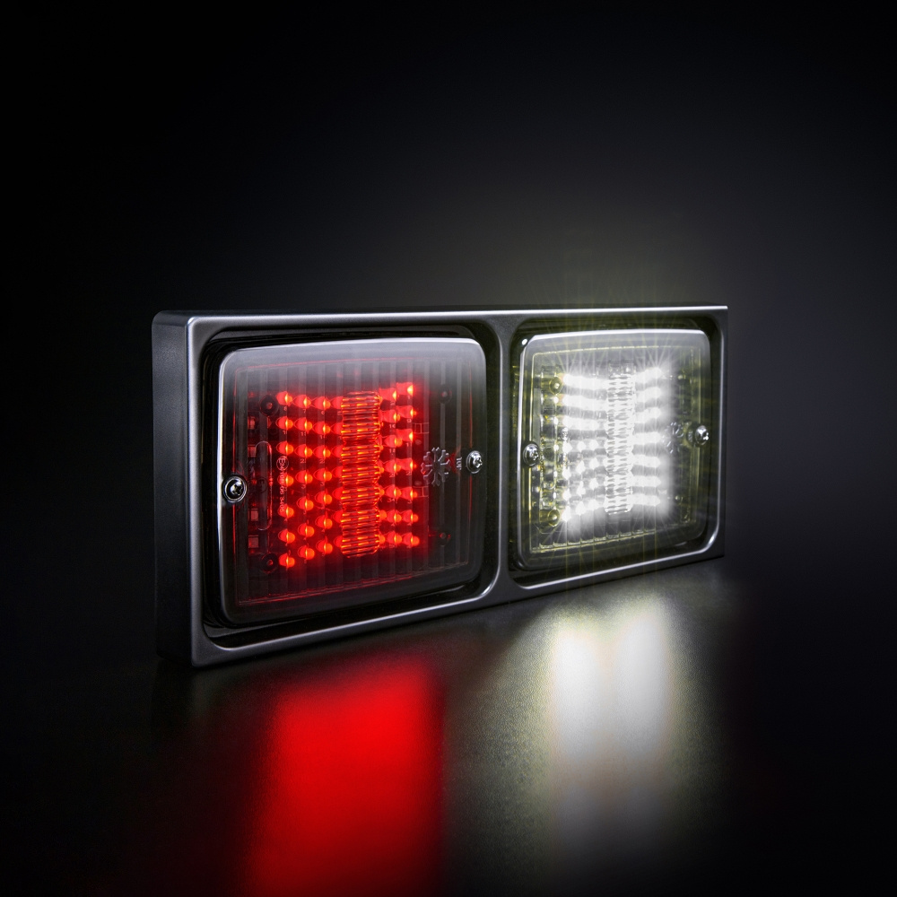 Strands Ize LED Frame Double- Horizontal