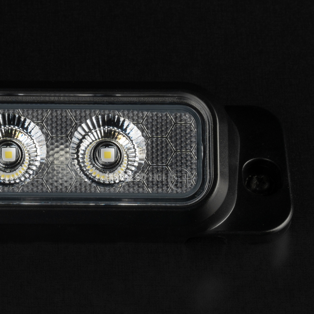 Strands NUUK E-Line Scene Light 80W