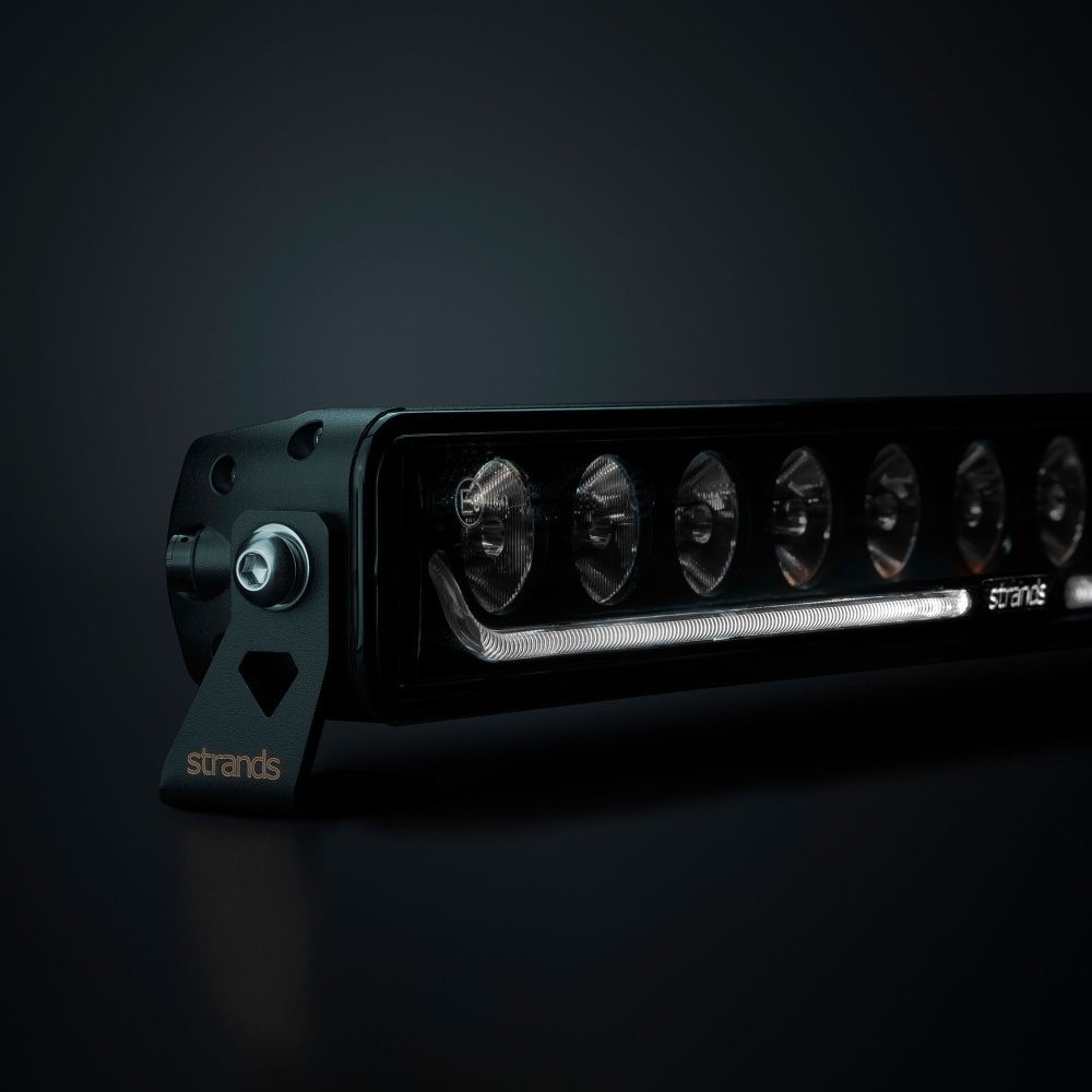 Strands Dark Knight Identity LEDramp 20